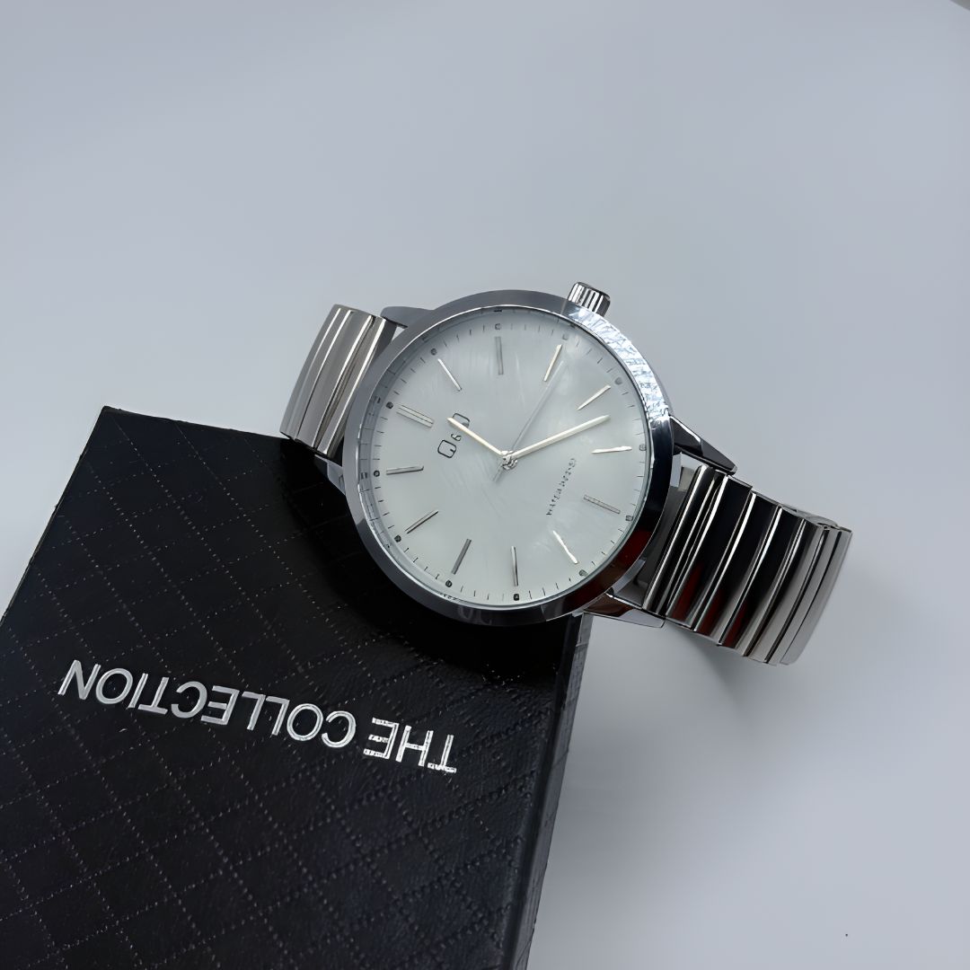 ORIGINAL Q&Q PLATA