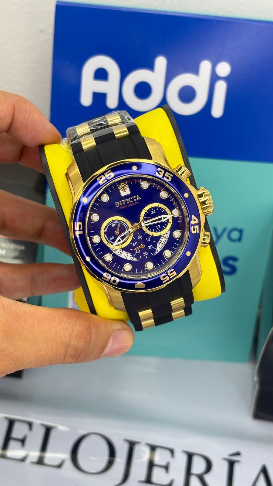 INVICTA BLACK BS7